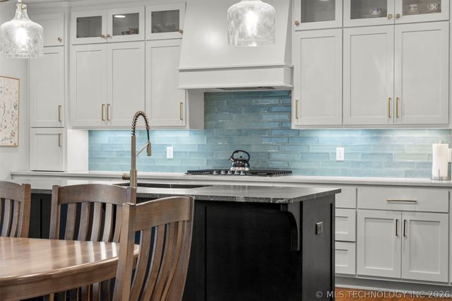 14229 S College Avenue, Bixby, OK 74008