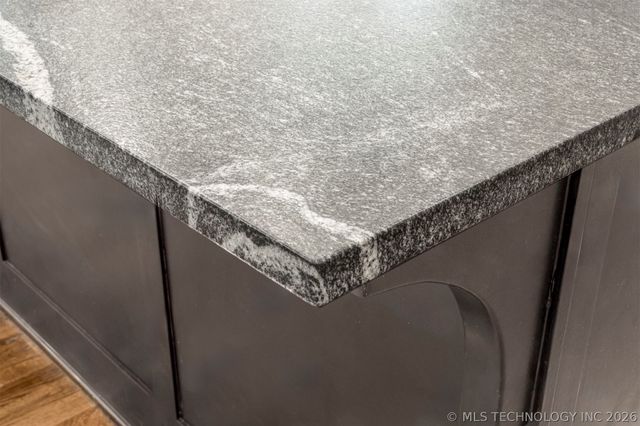 14229 S College Avenue, Bixby, OK 74008