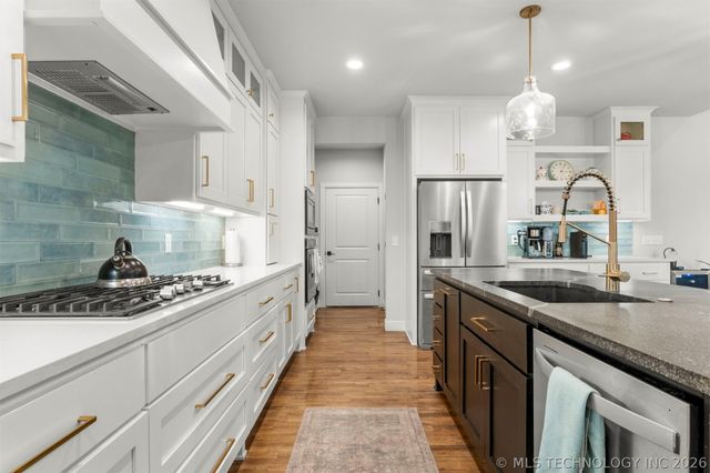 14229 S College Avenue, Bixby, OK 74008