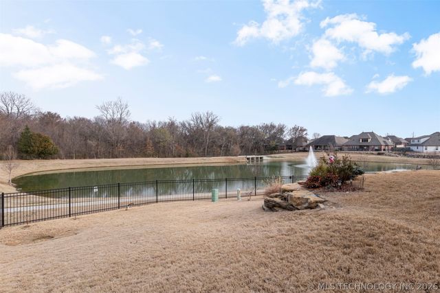 14229 S College Avenue, Bixby, OK 74008