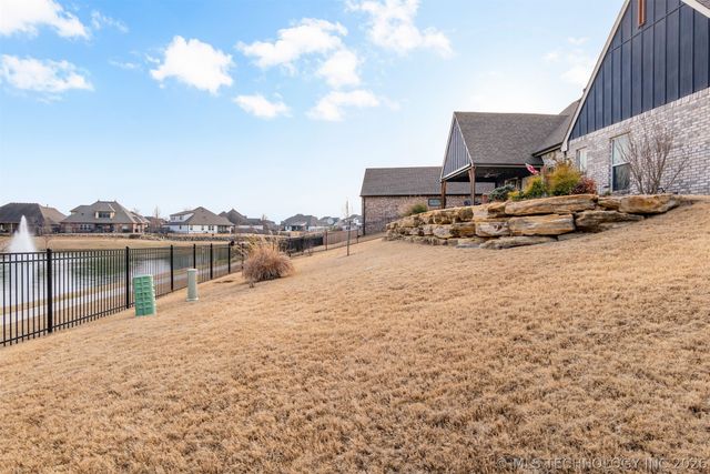 14229 S College Avenue, Bixby, OK 74008