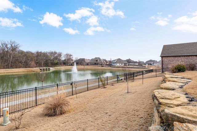 14229 S College Avenue, Bixby, OK 74008