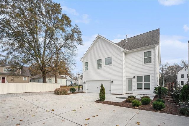 352 Davis Street, Monroe, GA 30655