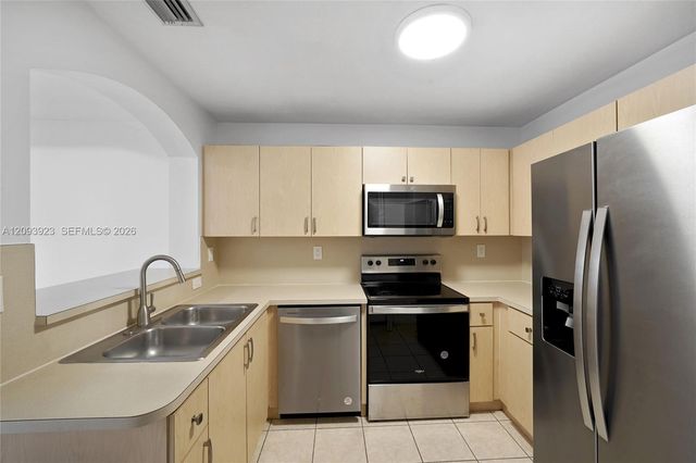 642 SW 106th Avenue 1514, Pembroke Pines, FL 33025