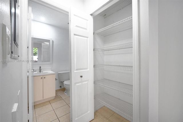 642 SW 106th Avenue 1514, Pembroke Pines, FL 33025