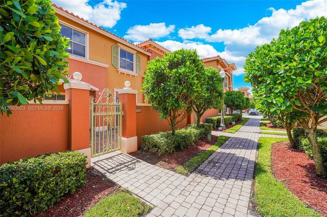 642 SW 106th Avenue 1514, Pembroke Pines, FL 33025
