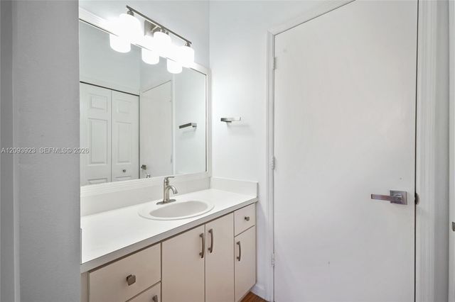 642 SW 106th Avenue 1514, Pembroke Pines, FL 33025