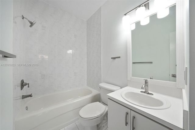 642 SW 106th Avenue 1514, Pembroke Pines, FL 33025