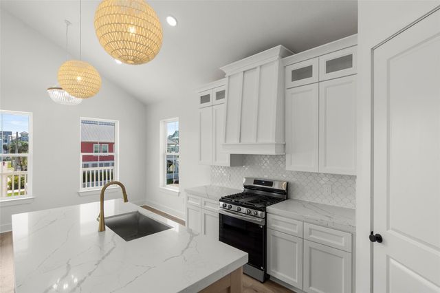 11534 Sea Butterfly, Galveston, TX 77554