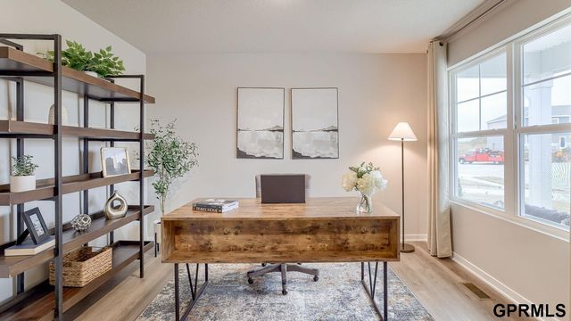 12902 S 67th Street, Papillion, NE 68133