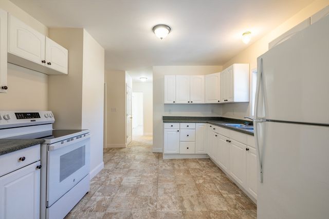 15 Rose St 2, Haverhill, MA 01830