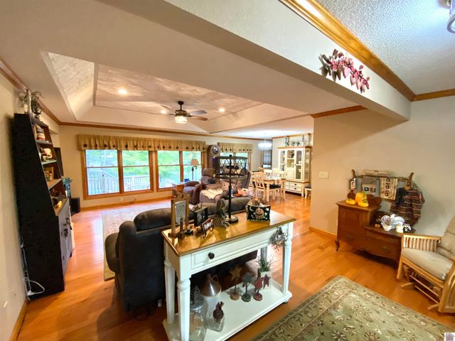 7015 McNeil Alsip, Paducah, KY 42003