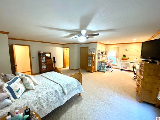7015 McNeil Alsip, Paducah, KY 42003