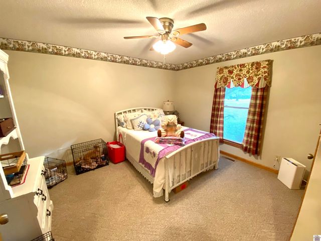 7015 McNeil Alsip, Paducah, KY 42003