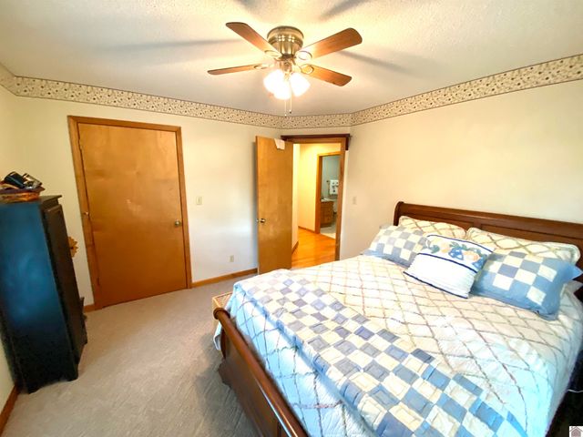 7015 McNeil Alsip, Paducah, KY 42003