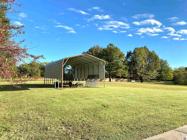 7015 McNeil Alsip, Paducah, KY 42003