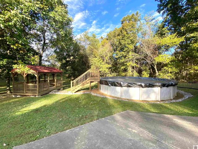 7015 McNeil Alsip, Paducah, KY 42003