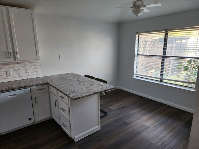 8240 Willis Lane, Watauga, TX 76148