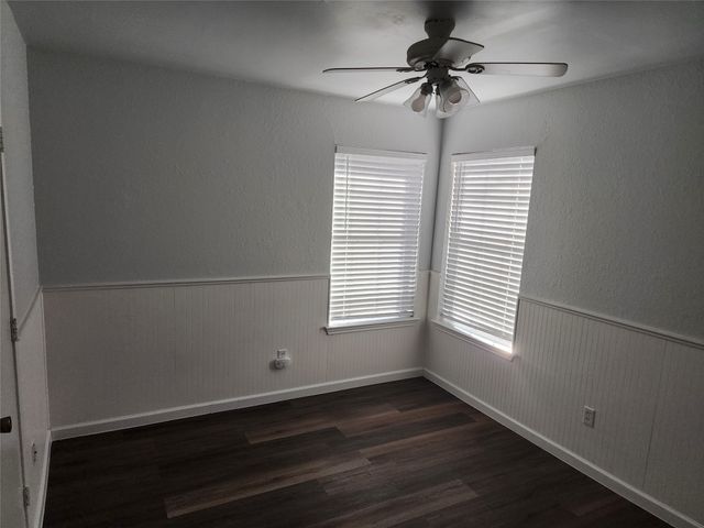 8240 Willis Lane, Watauga, TX 76148