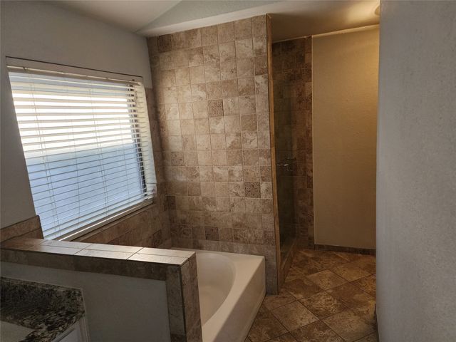 8240 Willis Lane, Watauga, TX 76148