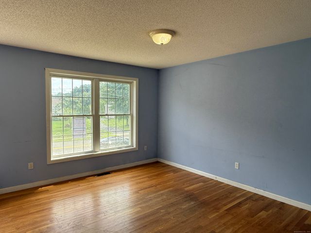 45 Hart Street 45, Southington, CT 06489