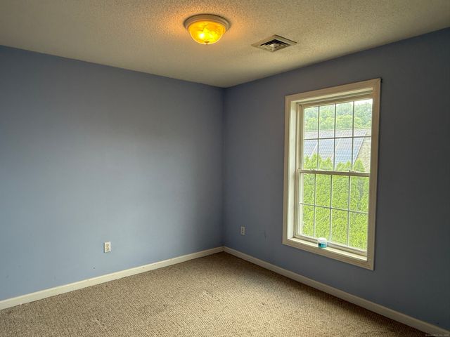 45 Hart Street 45, Southington, CT 06489
