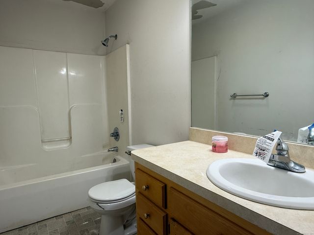 45 Hart Street 45, Southington, CT 06489