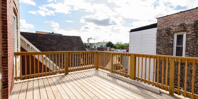 2163 N Bell Avenue 2R, Chicago, IL 60647