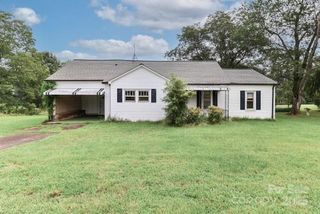 4320 Taylorsville Highway, Statesville, NC 28625