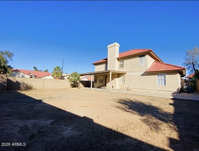 302 S QUAIL Lane, Gilbert, AZ 85233