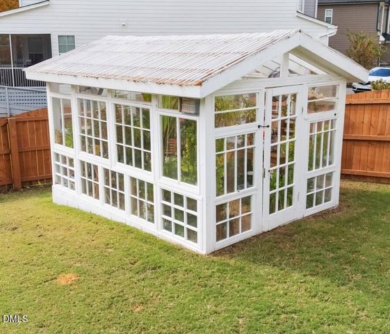 217 Alberta Pines Court, Holly Springs, NC 27540