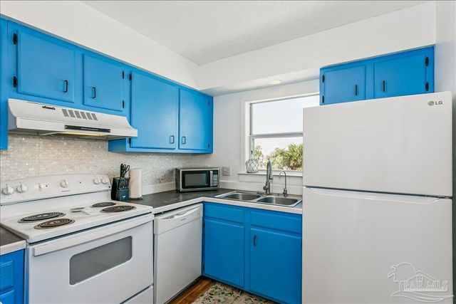 1650 Via Deluna Dr A6, Pensacola Beach, FL 32561