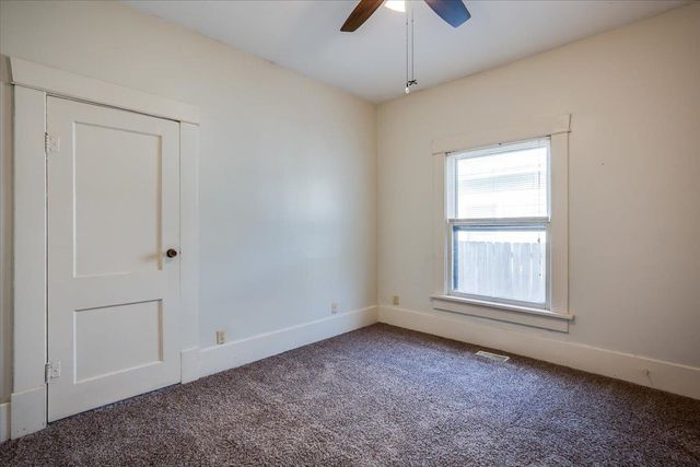 1146 N Jefferson St, Wichita, KS 67203