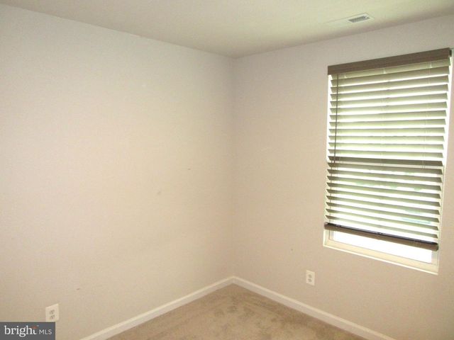 19 KARINA CT, Elkton, MD 21921