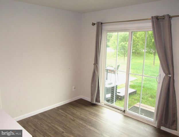 19 KARINA CT, Elkton, MD 21921