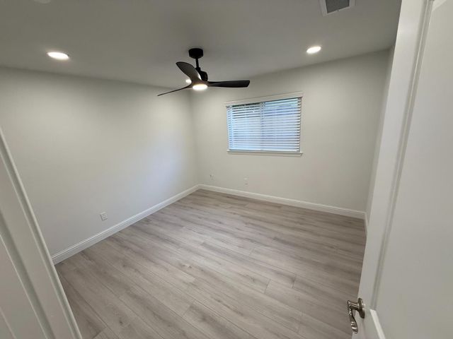 1578 E Serena Avenue, Fresno, CA 93720