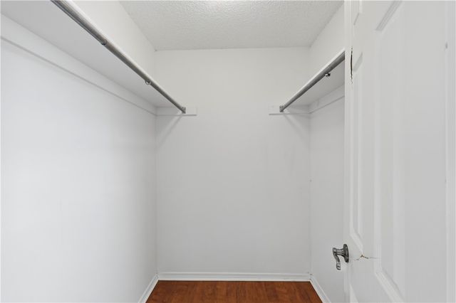 2515 SE 4th Street, Bentonville, AR 72712