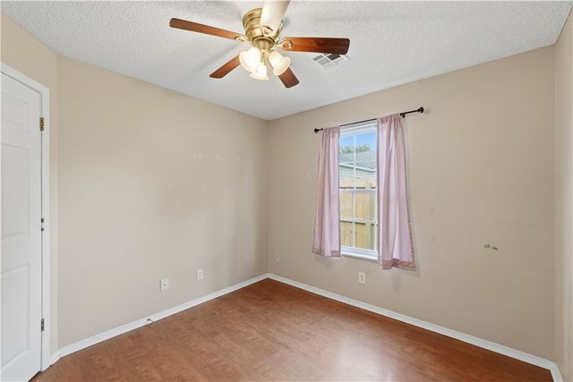 2515 SE 4th Street, Bentonville, AR 72712
