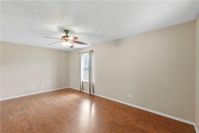 2515 SE 4th Street, Bentonville, AR 72712