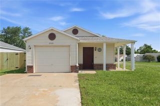 2515 SE 4th Street, Bentonville, AR 72712