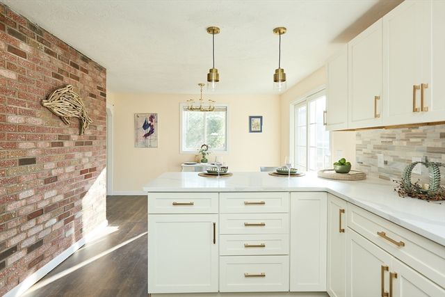 4 Oriole Way, Plymouth, MA 02360