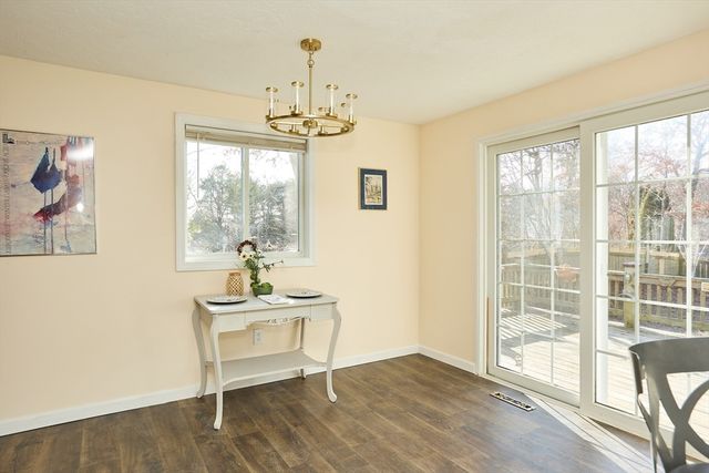 4 Oriole Way, Plymouth, MA 02360