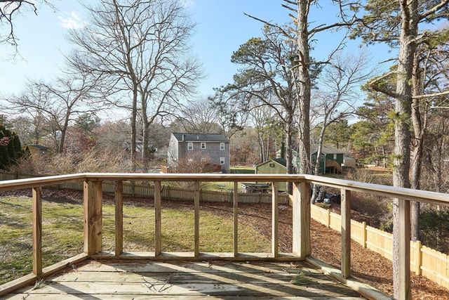 4 Oriole Way, Plymouth, MA 02360