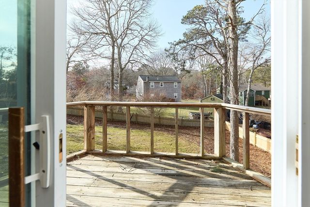 4 Oriole Way, Plymouth, MA 02360