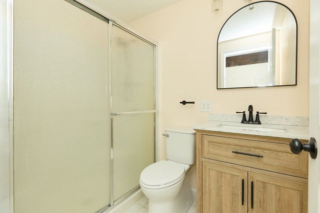 4 Oriole Way, Plymouth, MA 02360