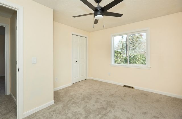 4 Oriole Way, Plymouth, MA 02360