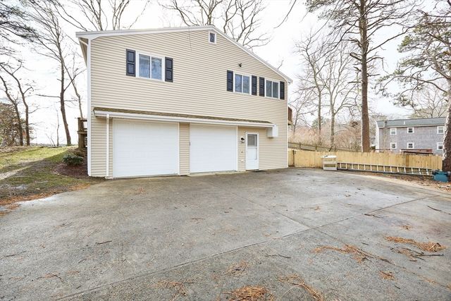 4 Oriole Way, Plymouth, MA 02360