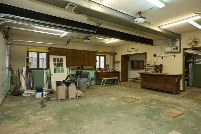 4 Oriole Way, Plymouth, MA 02360