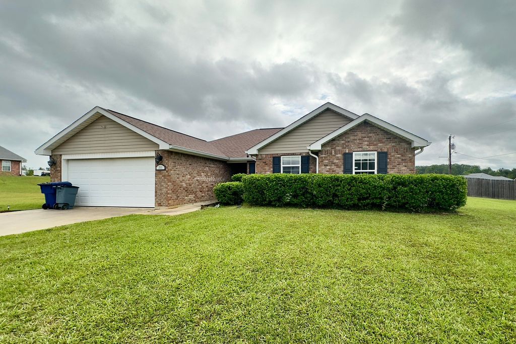 311 Butler Rd, Deridder, LA 70634