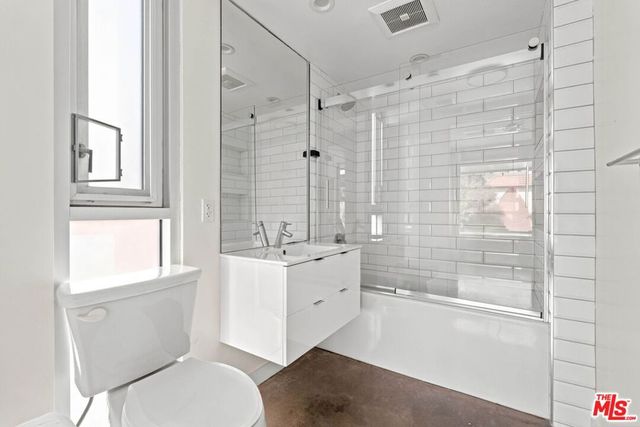 12770 Caswell Avenue 201, Los Angeles, CA 90066